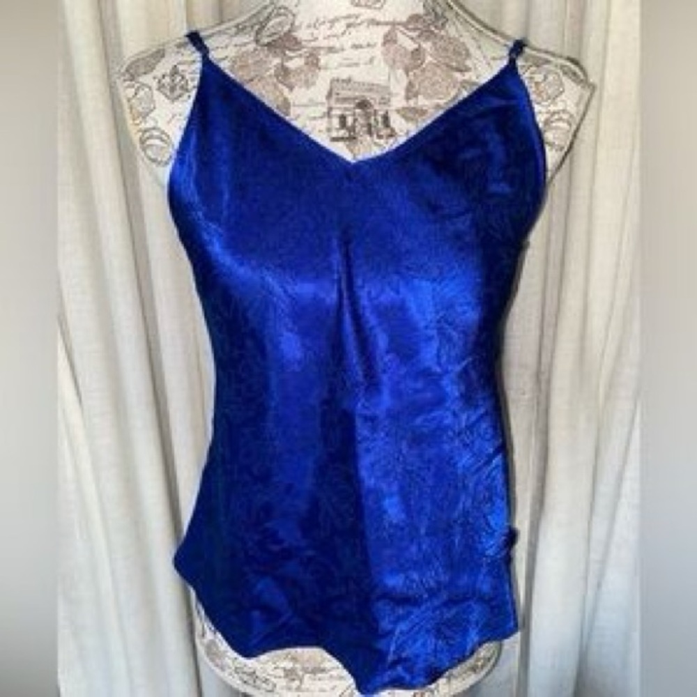 Victoria’s Secret Satin Blue Cami Top SZ SMALL